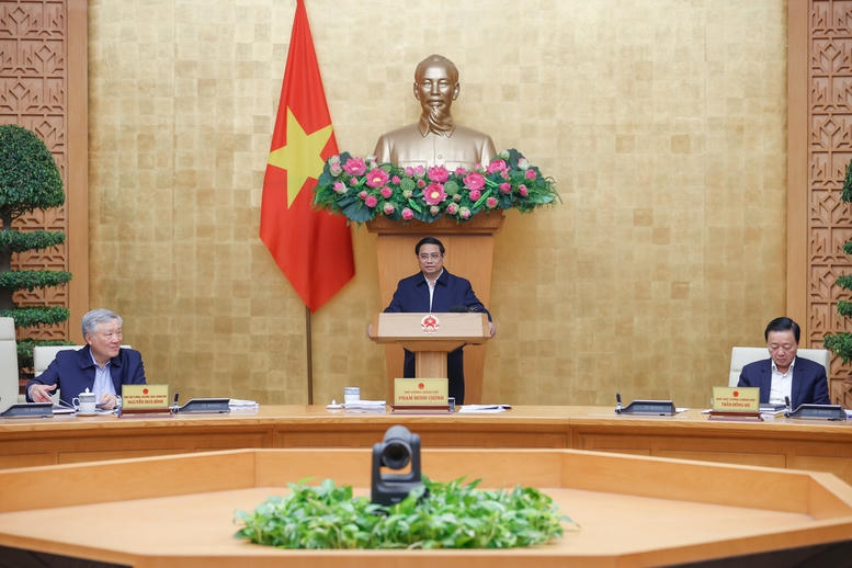 Thủ tướng: Tập trung nguồn lực cao nhất để chuẩn bị trình Quốc hội các nội dung liên quan sắp xếp, tinh gọn bộ máy