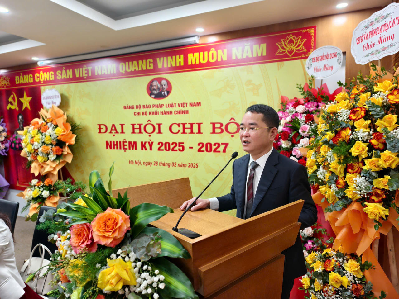 Chi bộ Khối Hành chính Đảng bộ Báo Pháp luật Việt Nam tổ chức thành công Đại hội 2025 – 2027