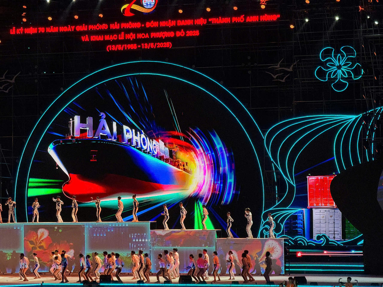 Hải Phòng kỷ niệm 70 năm Ngày Giải phóng, đón nhận danh hiệu 'Thành phố Anh hùng'