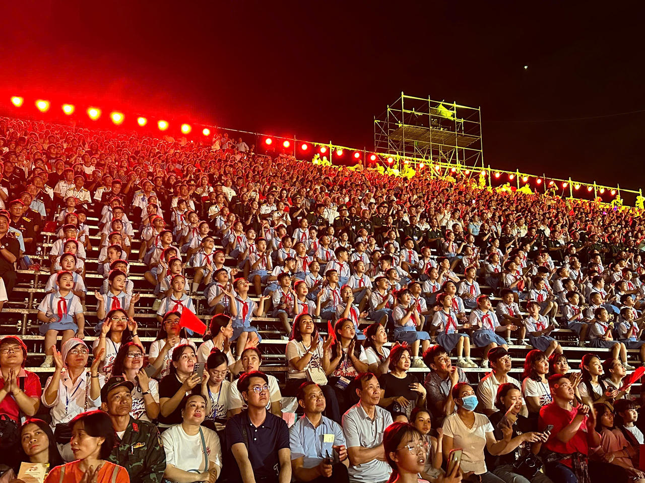 Hải Phòng kỷ niệm 70 năm Ngày Giải phóng, đón nhận danh hiệu 'Thành phố Anh hùng'