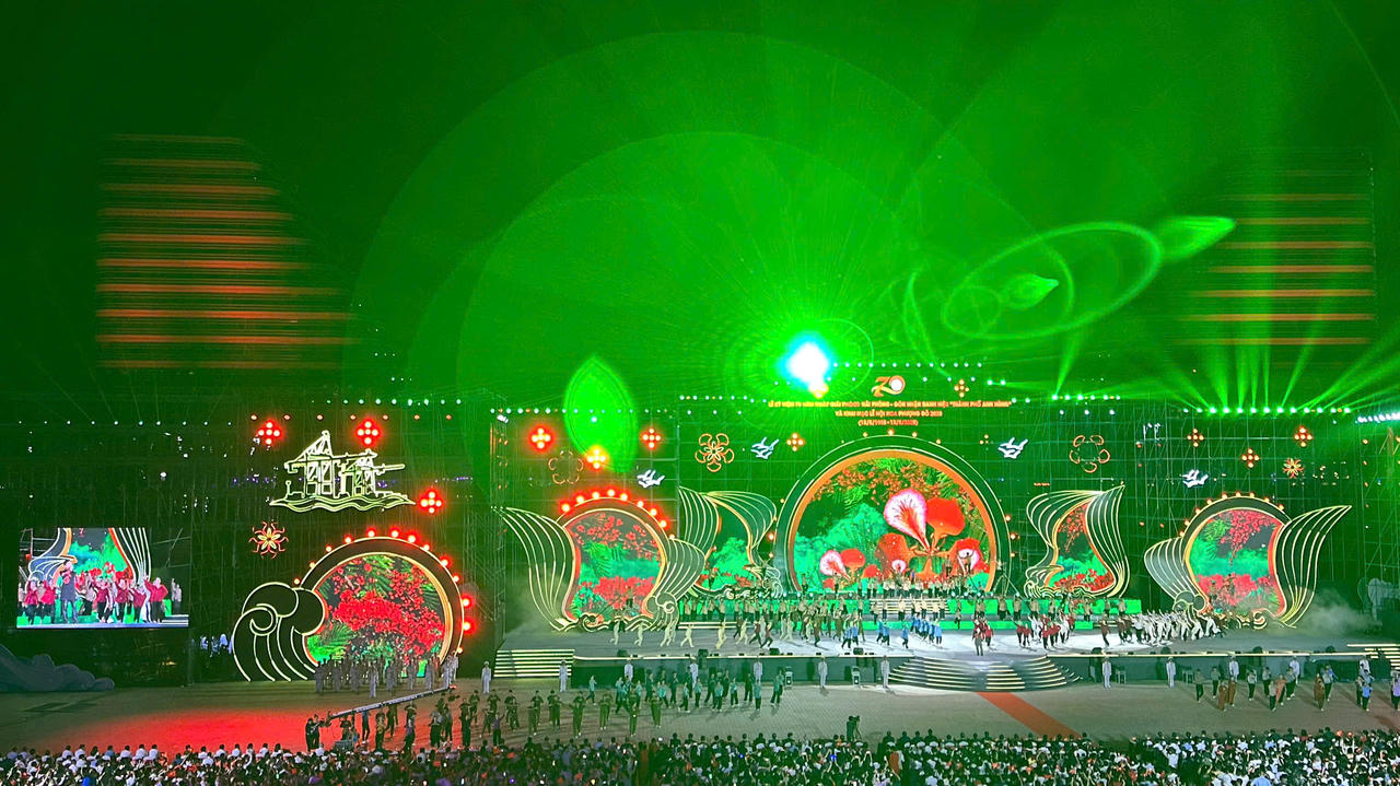 Hải Phòng kỷ niệm 70 năm Ngày Giải phóng, đón nhận danh hiệu 'Thành phố Anh hùng'