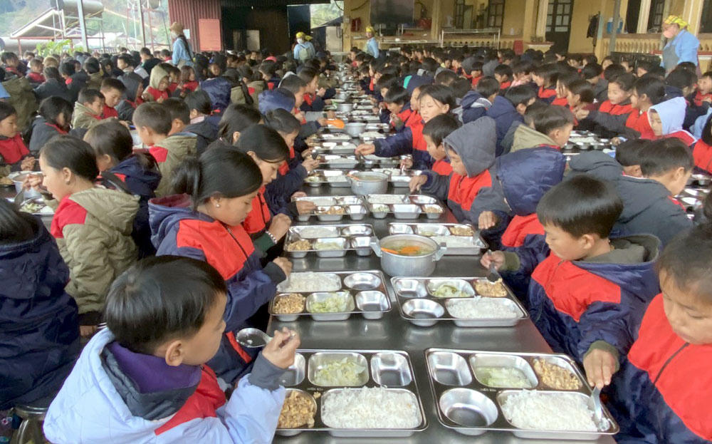 Yên Bái đảm bảo chính sách hỗ trợ học sinh vùng cao