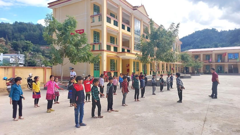 Chuyển đổi số - "cây đũa thần" của giáo dục vùng cao Yên Bái