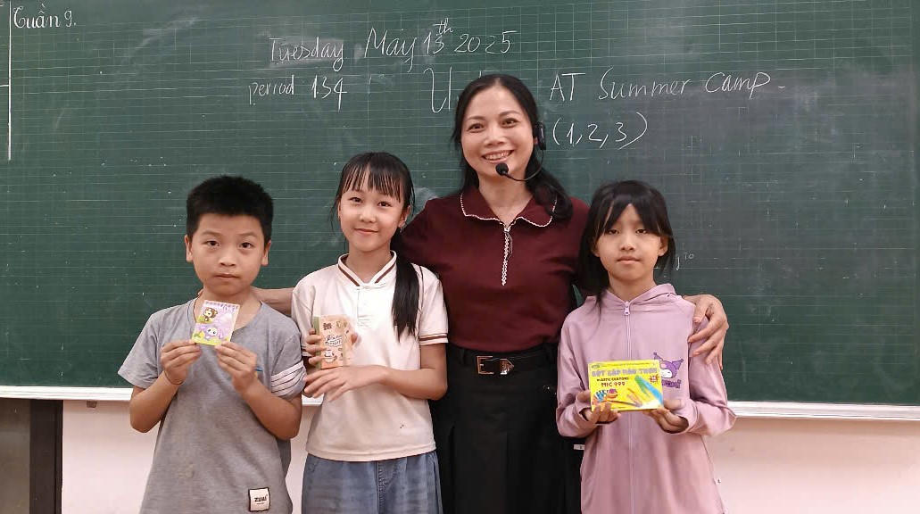 Yên Bái: Dấu chân những giáo viên gùi chữ lên non ngàn