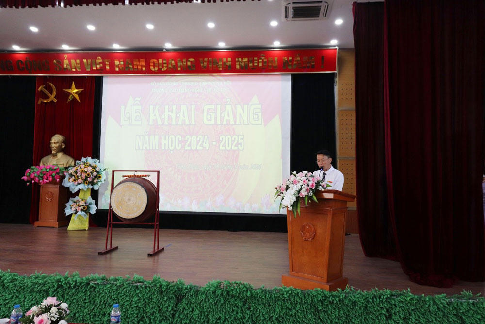 Trường cao đẳng nghề Việt Xô số 1: Thành lập từ tình hữu nghị, phát triển vì đất nước!