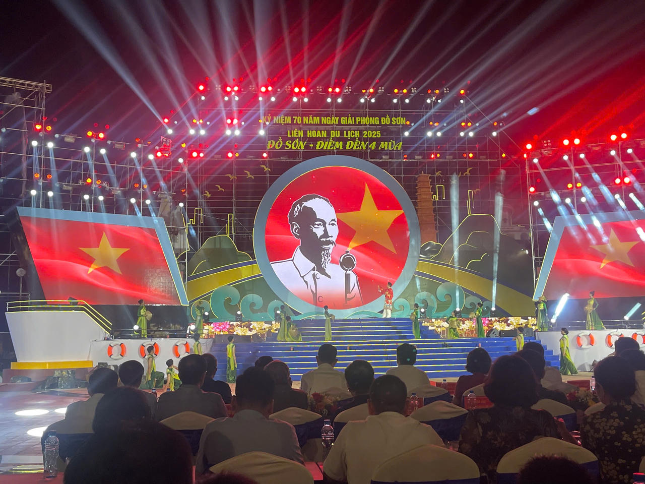 Khai mạc Liên hoan Du lịch 2025 'Đồ Sơn – Điểm đến 4 mùa'