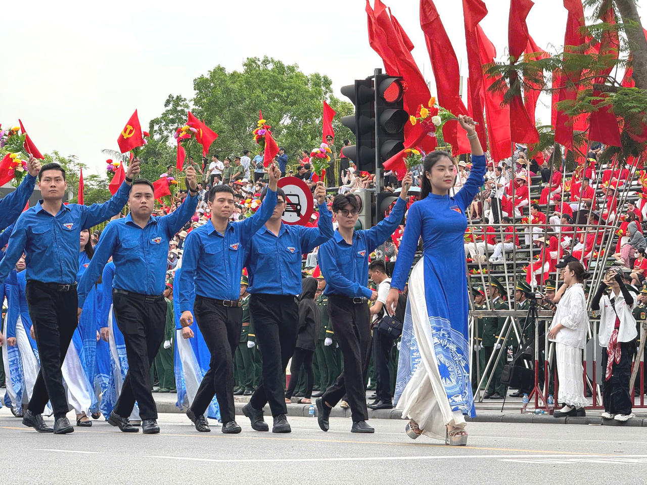  Tổng duyệt đội ngũ - diễu hành quần chúng kỷ niệm 70 năm Ngày Giải phóng Hải Phòng
