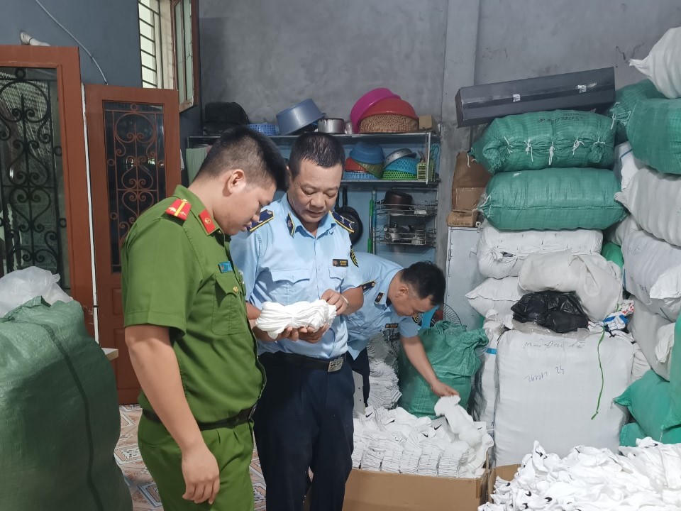 Thái Bình quyết liệt đấu tranh chống buôn lậu, gian lận thương mại và hàng giả 
