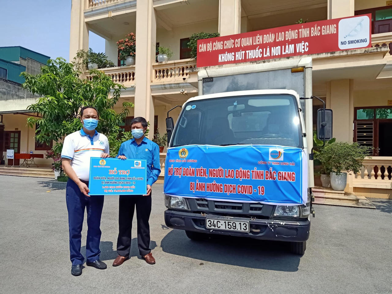 Công ty TNHH Long Hải tiếp sức Bắc Ninh, Bắc Giang chống dịch COVID-19