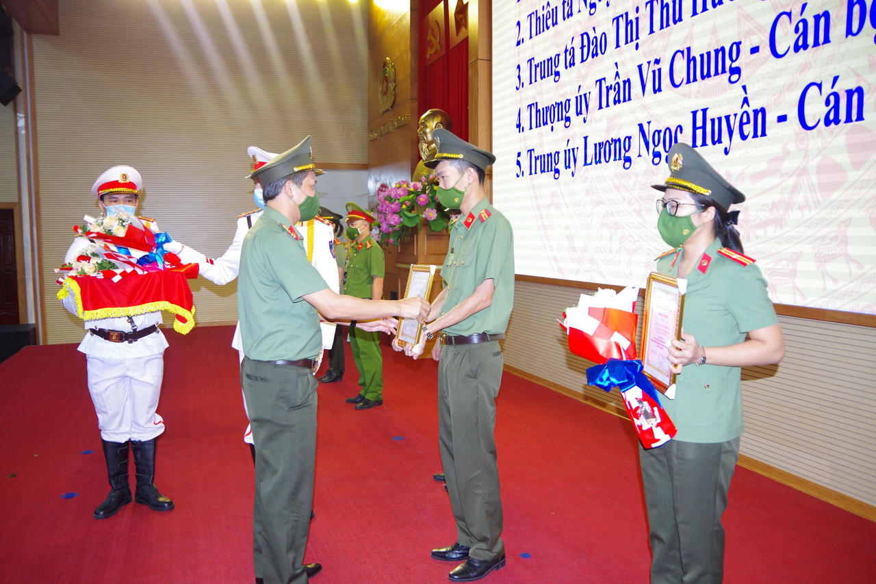 Công an Hải Dương phát động phong trào thi đua đặc biệt phòng, chống dịch COVID-19