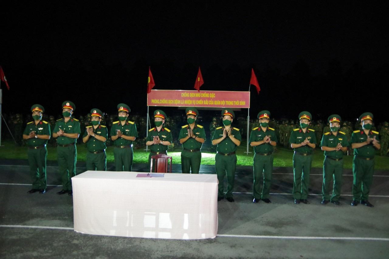 Sư đoàn 9 xuất quân, tiến vào vùng tâm dịch hỗ trợ đẩy lùi dịch bệnh COVID-19