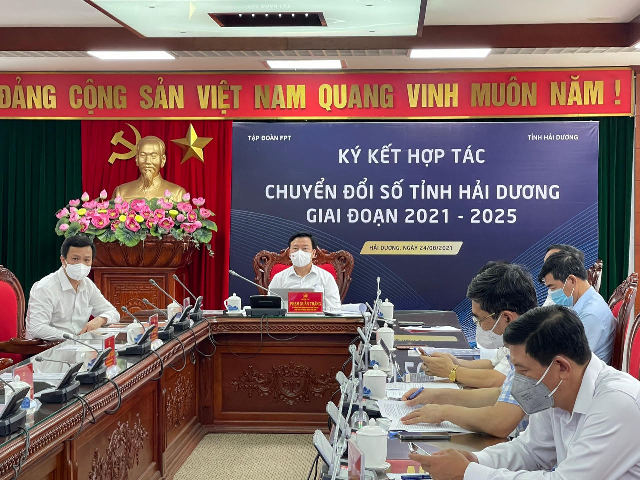 Hải Dương ký kết Thoả thuận hợp tác chuyển đổi số giai đoạn 2021 – 2025 với Tập đoàn FPT
