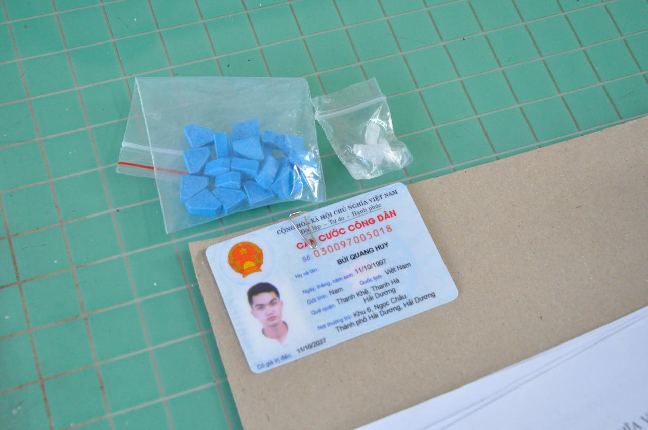 Bắt giữ đối tượng mua bán trái phép chất ma túy