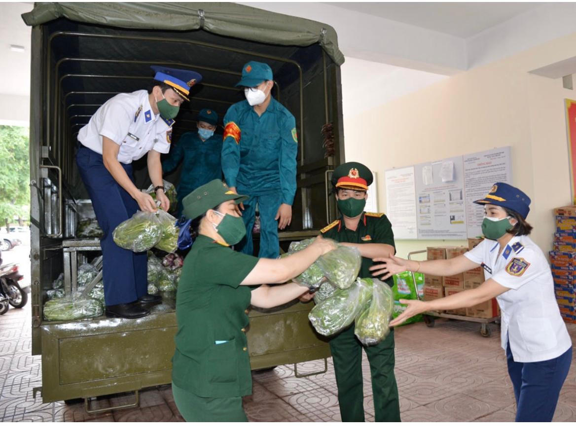 Phụ nữ Cục Nghiệp vụ và pháp luật “Chung tay phòng chống dịch COVID-19”