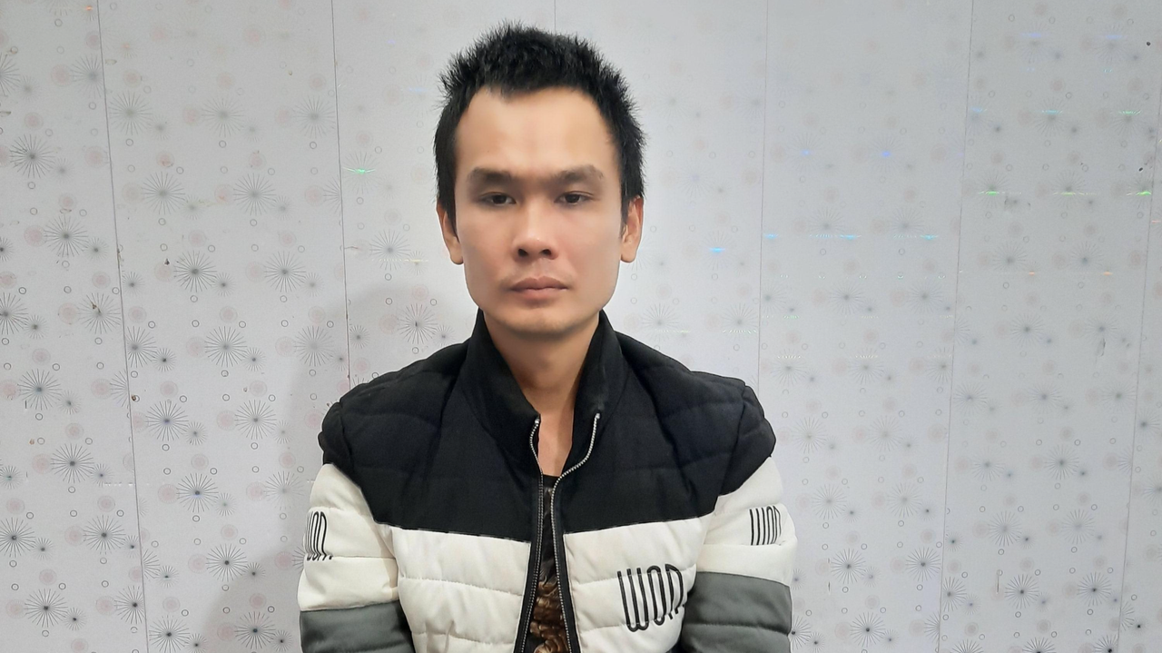 Dùng dao đâm liên tiếp 2 người rồi tiếp tục vào bệnh viện truy sát