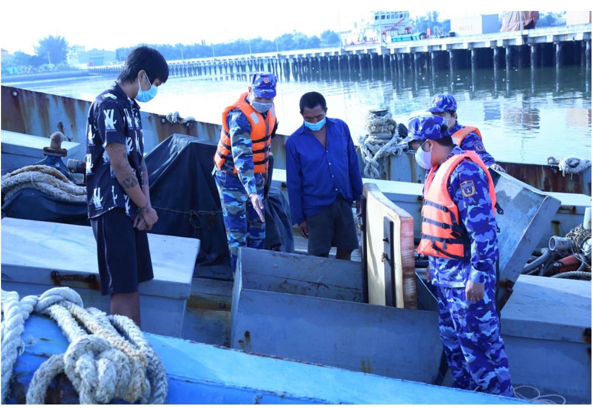 Vùng Cảnh sát biển 3 kiểm tra, bắt giữ tàu chở 60 nghìn lít dầu DO không rõ nguồn gốc