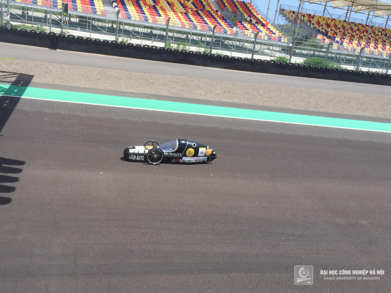 2 đội từ Việt Nam giành Á quân thi chế tạo xe tiết kiệm nhiên liệu Châu Á 2022