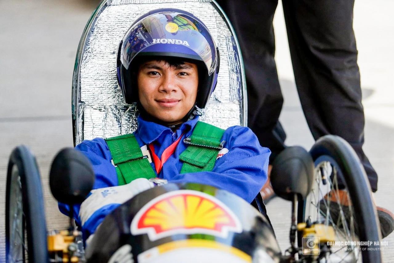 2 đội từ Việt Nam giành Á quân thi chế tạo xe tiết kiệm nhiên liệu Châu Á 2022