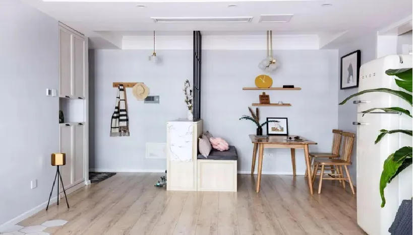 Căn hộ 75m² với thiết kế khu vực lưu trữ thông minh dành cho vợ chồng trẻ