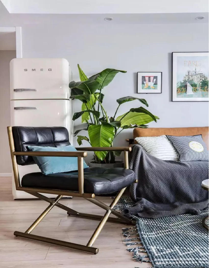 Căn hộ 75m² với thiết kế khu vực lưu trữ thông minh dành cho vợ chồng trẻ