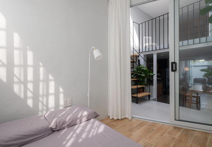 'Lột xác' nhà cũ 20 năm thành không gian sống 'chill' cho nàng độc thân