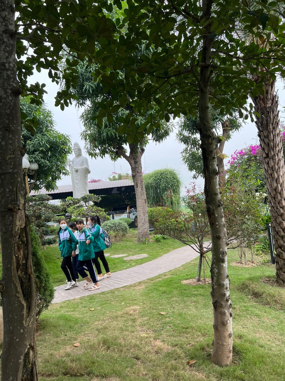 “Công viên cộng đồng” miễn phí tuyệt đẹp ở thôn quê thu hút hàng trăm người đến vui chơi mỗi ngày