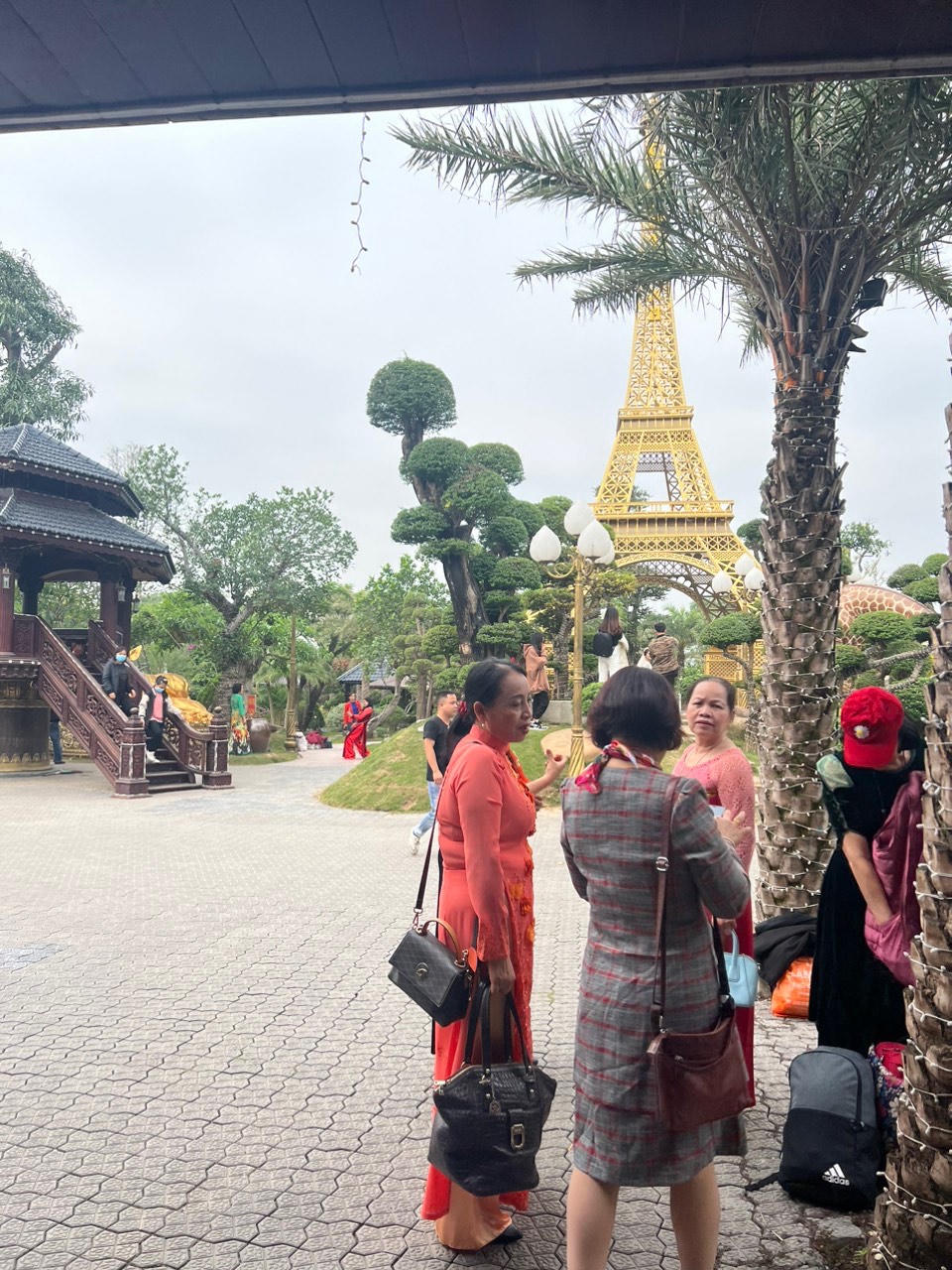 “Công viên cộng đồng” miễn phí tuyệt đẹp ở thôn quê thu hút hàng trăm người đến vui chơi mỗi ngày