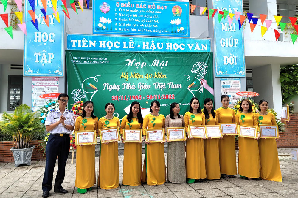 Đoàn Trinh sát số 2 tuyên truyền pháp luật cho gần 1.000 cán bộ, giáo viên và học sinh