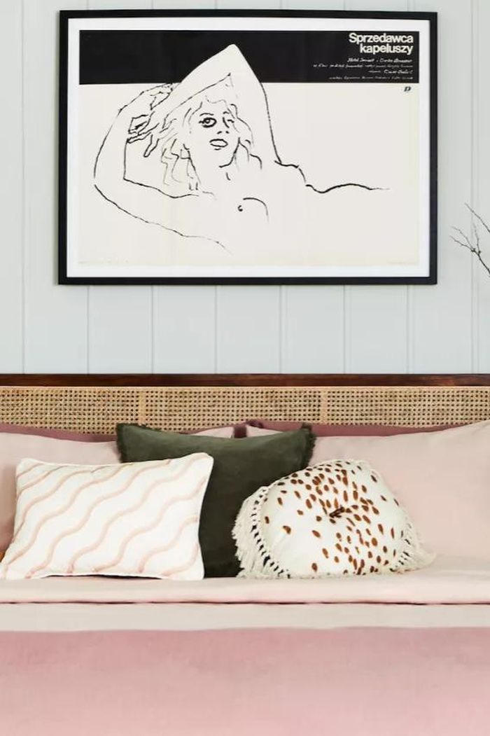 Kết hợp tranh cổ điển vào không gian hiện đại