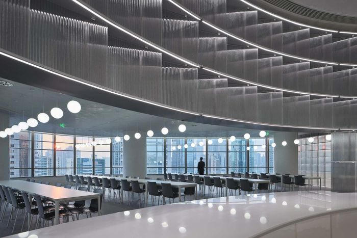 Đường cong và ánh sáng tạo nên không gian văn phòng ở Thượng Hải
