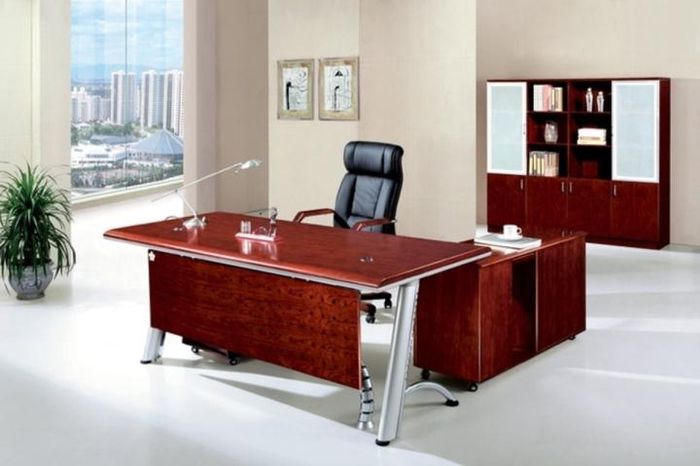 Phong thủy bàn làm việc cần kiêng kỵ những điều gì?