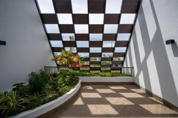 Tò mò ngôi nhà 'không mái', mát quanh năm ở Đà Nẵng