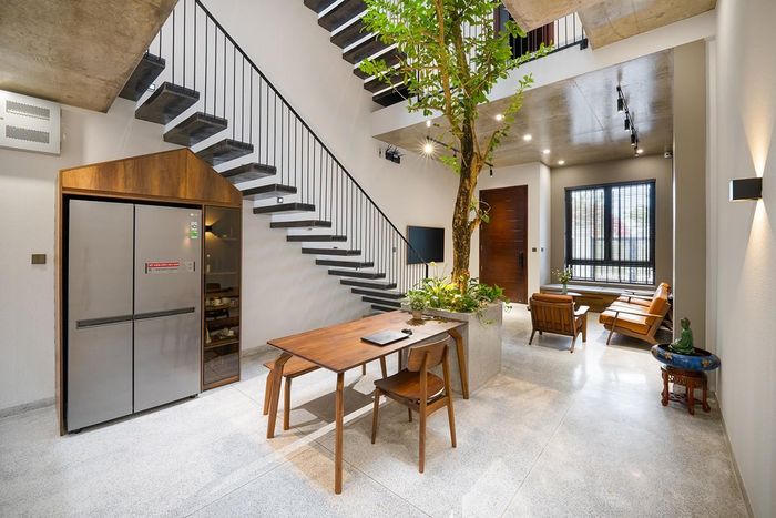 Tò mò ngôi nhà 'không mái', mát quanh năm ở Đà Nẵng