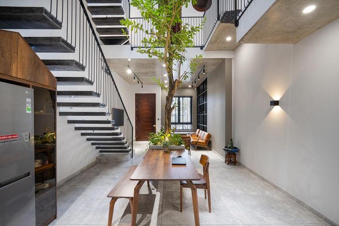 Tò mò ngôi nhà 'không mái', mát quanh năm ở Đà Nẵng