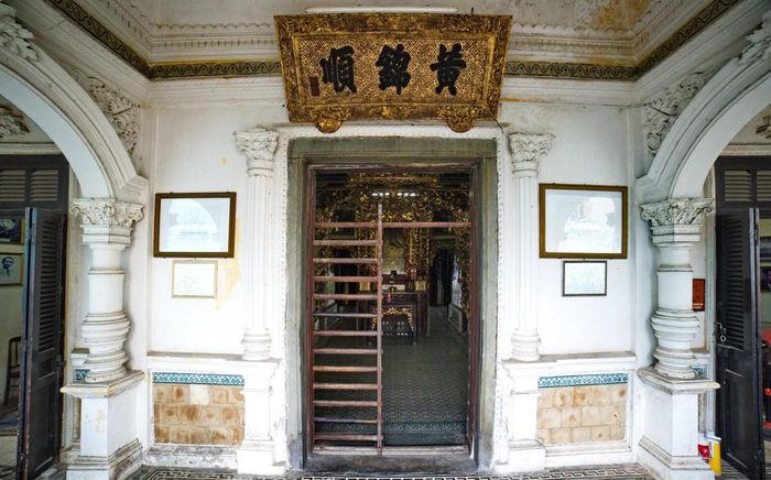 Bí ẩn trong ngôi nhà cổ độc đáo bậc nhất vùng Nam Bộ