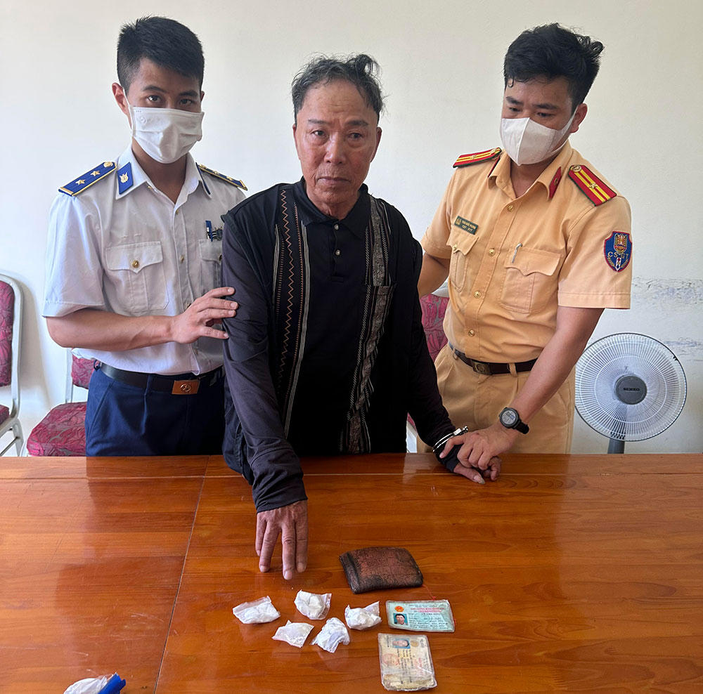 Cảnh sát biển liên tiếp triệt phá nhiều đường dây tội phạm về ma tuý