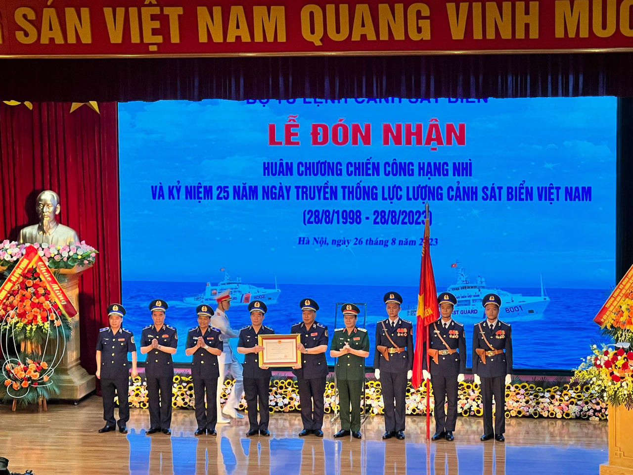 Cảnh sát biển Việt Nam: Vượt qua mọi khó khăn, luôn kiên quyết dũng cảm, đoàn kết hiệp đồng, giữ nghiêm pháp luật trên biển