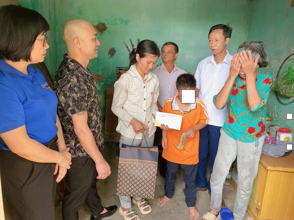 Nam Sách (Hải Dương) trao tặng nhiều phần quà ý nghĩa trong Tháng hành động vì trẻ em 