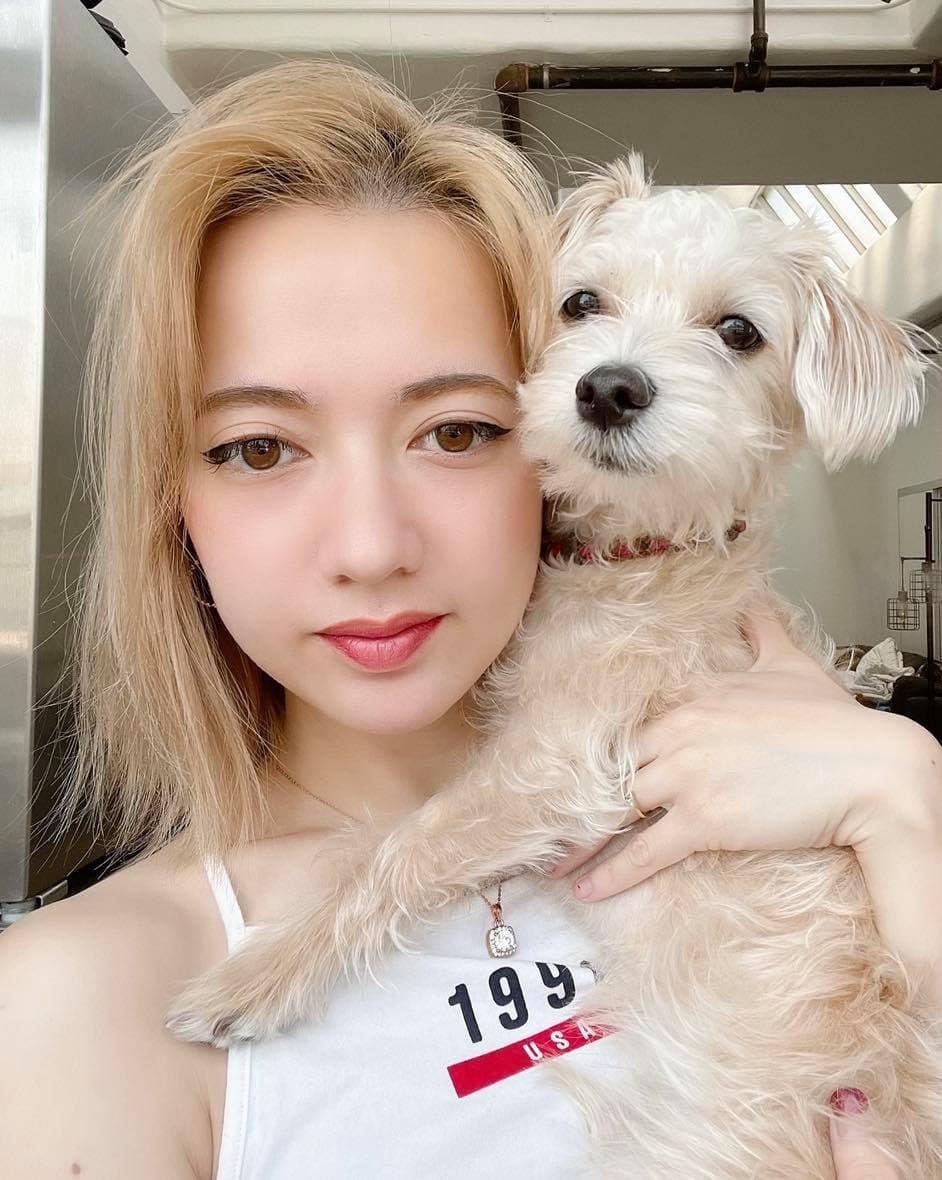 Vợ Lê Dương Bảo Lâm bị phạt vì buôn bán nước hoa giả; Xuân Nghi chia sẻ cách chiến đấu thành công với Covid-19