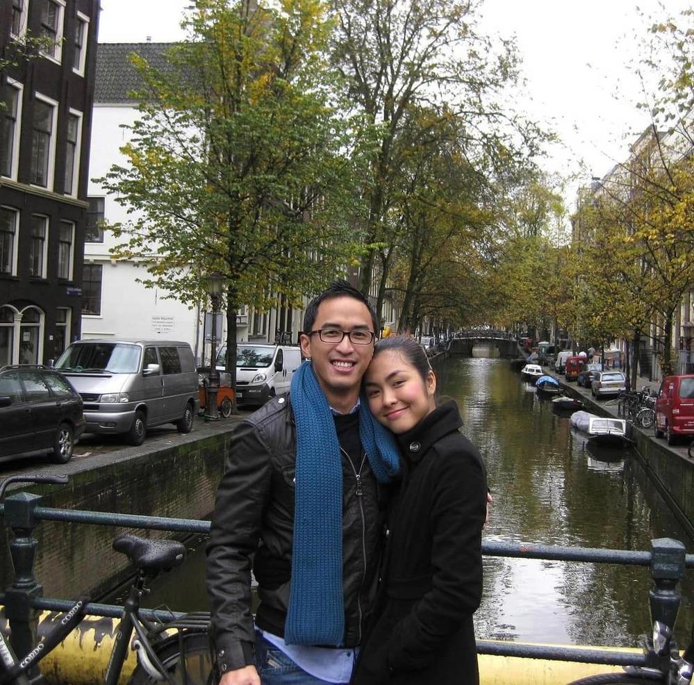 Võ Hoàng Yến hồi hộp sang Mỹ thăm chồng sắp cưới sau gần 2 năm xa cách; Tăng Thanh Hà khoe ảnh 12 năm trước với chồng