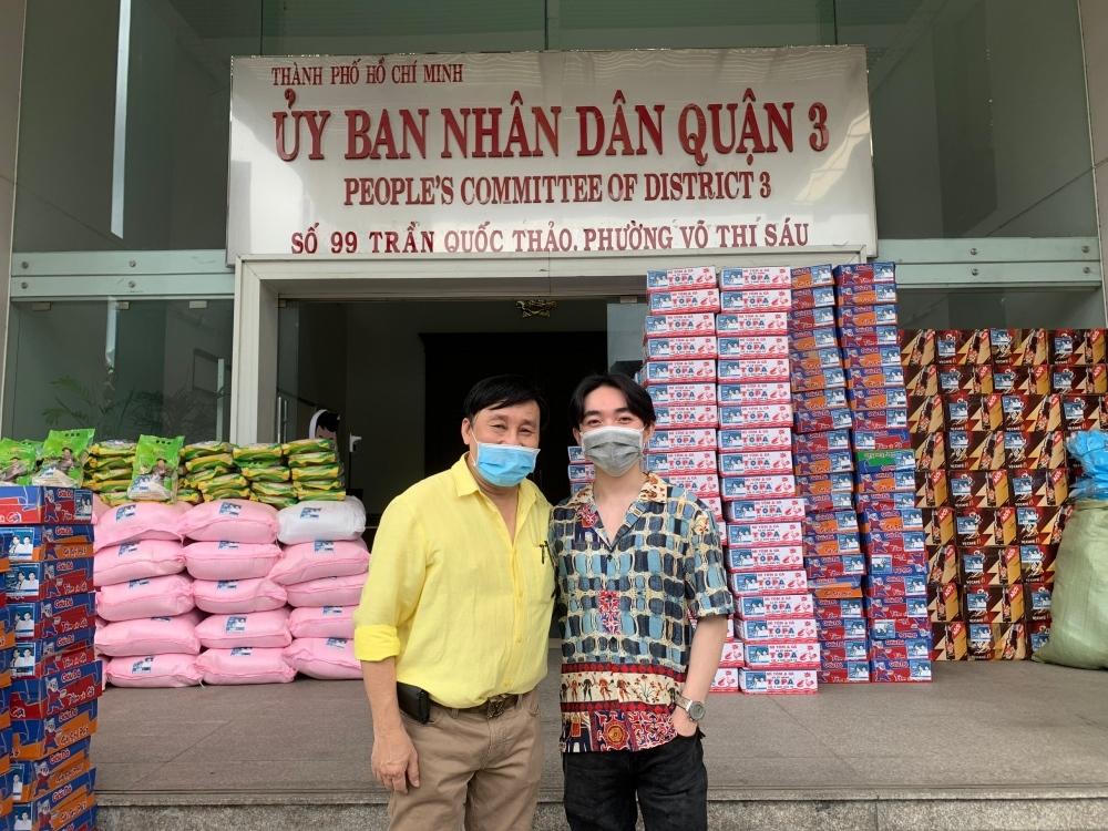 Mẹ con Hồ Văn Cường tổ chức tiệc chuẩn bị chia tay Phi Nhung; nhan sắc 'bé' Xuân Mai lại khiến fan ngỡ ngàng