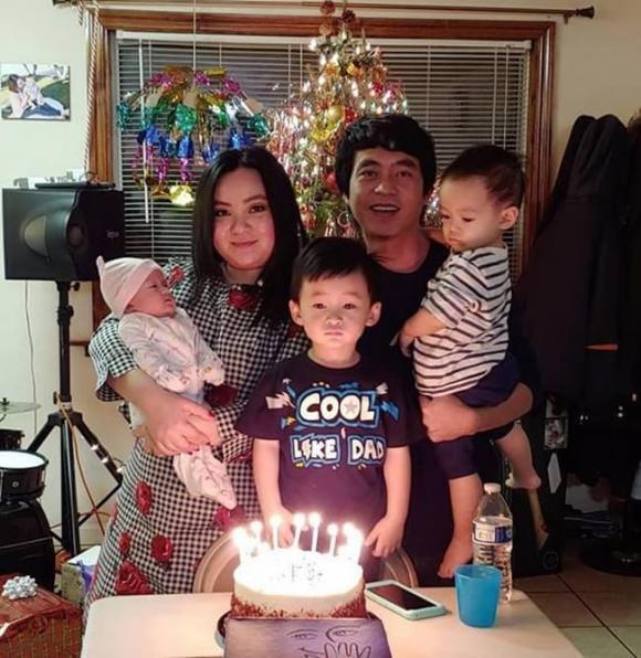 Mẹ con Hồ Văn Cường tổ chức tiệc chuẩn bị chia tay Phi Nhung; nhan sắc 'bé' Xuân Mai lại khiến fan ngỡ ngàng