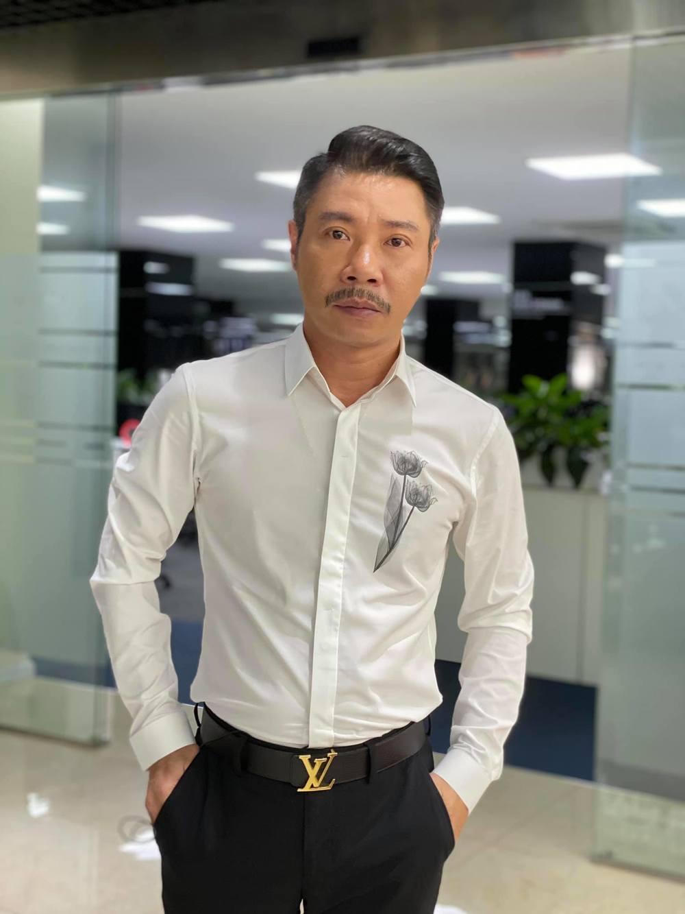 Nguyên do NSND Công Lý nhập viện; Phương Thanh cắt rau muống gửi tặng các khu phong tỏa; Trường Giang làm phụ hồ