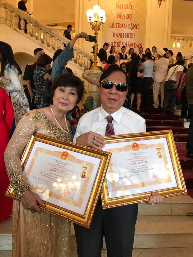 NSƯT Khải Hoàn qua đời; Quang Lê, Như Quỳnh nấu cơm từ thiện, phát quà nhiều xóm nghèo; Ánh Tuyết bật khóc khi bị thế vai