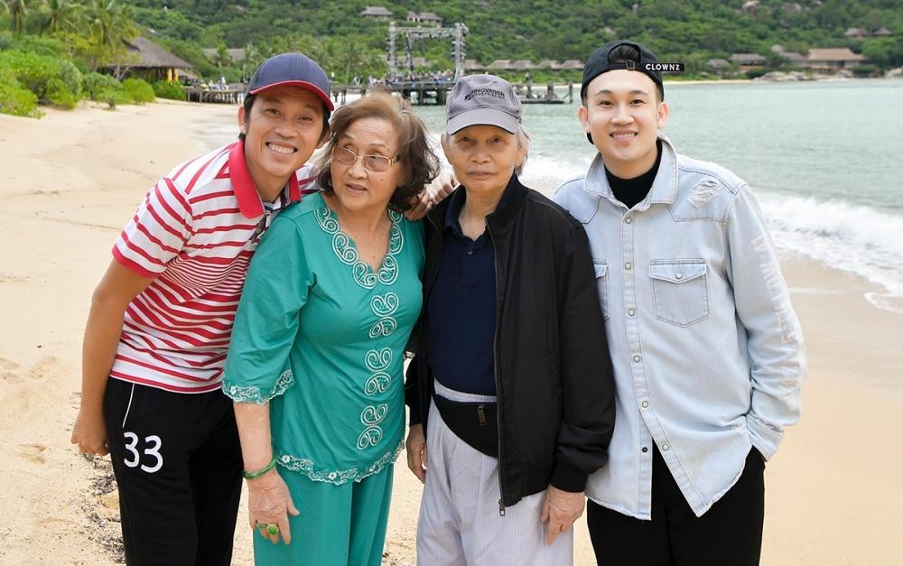 Nghệ sĩ Giang Còi qua đời sau thời gian dài điều trị ung thư; Phương Mỹ Chi hạnh phúc khi được H'Hen Niê tiếp tế lương thực mùa dịch