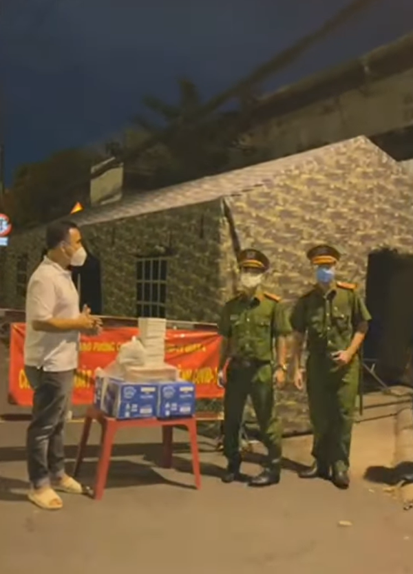 MC Quyền Linh kể chuyến nửa đêm thăm chốt tuyến đầu chống dịch; Rộ tin Anh Tú - Diệu Nhi bí mật sinh con 