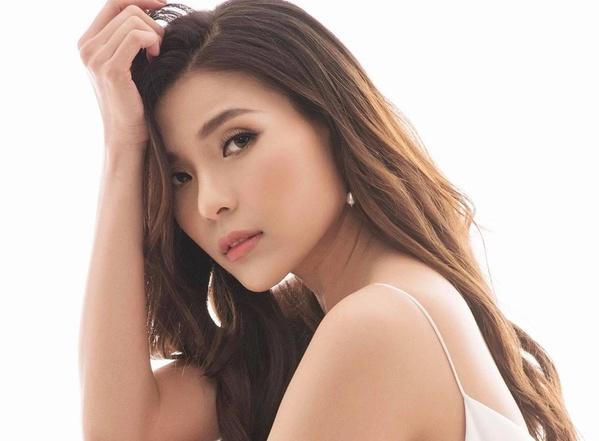 Rhymastic mua lại 100 đơn hàng bị 'bom' khi đi chợ hộ; Thúy Diễm bức xúc vì bị lừa khi đặt mua thực phẩm mùa dịch 