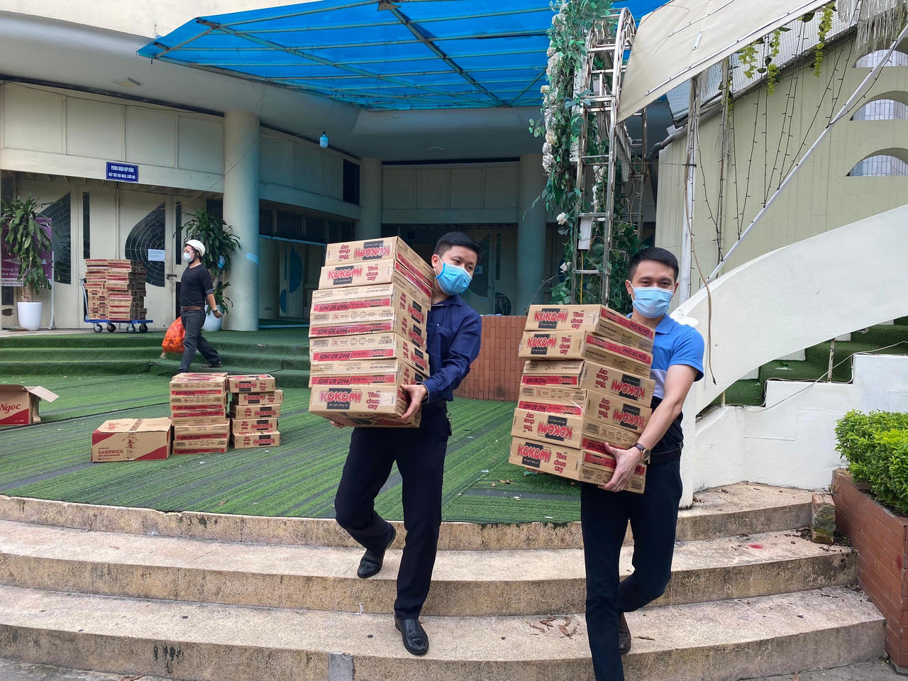 Học viện Phụ nữ Việt Nam hỗ trợ kịp thời cho sinh viên bị ảnh hưởng bởi dịch bệnh COVID-19