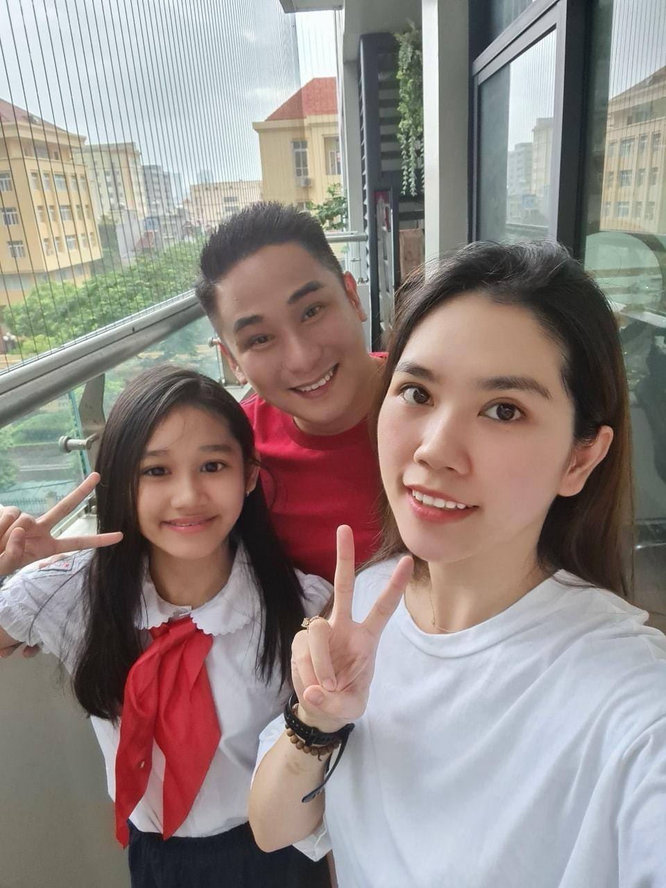 Dàn sao Việt hào hứng dự lễ khai giảng online của con; Phạm Hương tiết lộ niềm vui bất ngờ