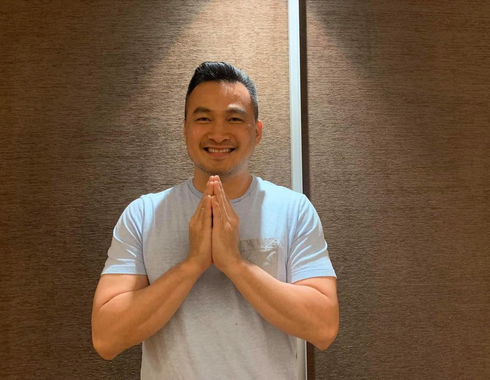 Việt Hương lên tiếng về những tin đồn tiêu cực khi làm từ thiện; Lý do NSND Thanh Tuấn vẫn đi hát hội chợ